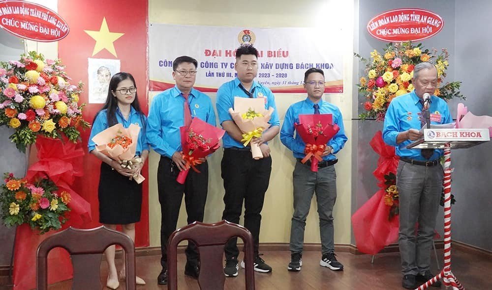 dai hoi cong doan dau tien tinh an giang 2