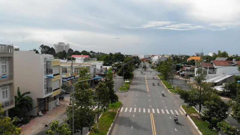 Đường Ung Văn Khiêm (Đoạn từ cầu sắt Ung Văn Khiêm đến đường Phạm Cự Lượng)
