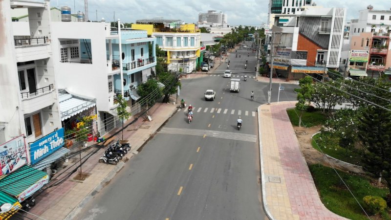 Đường Ung Văn Khiêm