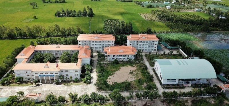 Trường THPT dân tộc nội trú An Giang